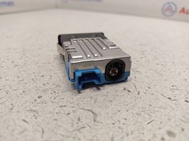 BMW 3 G20 G21 Gniazdo / Złącze USB 8711939