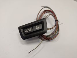 BMW 5 F10 F11 Przełącznik / Przycisk otwierania klapy tylnej / bagażnika 61319162645
