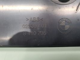 BMW Z3 E36 Bagāžnieka sliekšņa dekoratīvā apdare 8410735