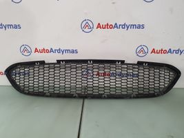 BMW M5 Mascherina inferiore del paraurti anteriore 7895739