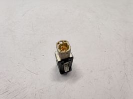 BMW 3 E92 E93 Connettore plug in USB 61319167196