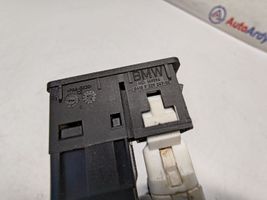 BMW 4 F32 F33 Câble adaptateur AUX 84109229247