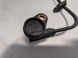 BMW 5 F10 F11 Kloķvārpstas apgriezienu sensors 7582842