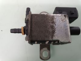 BMW X5 E53 Valve vacuum 11741742711