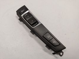 BMW 5 F10 F11 Centrālās konsoles vadības bloks 9202948