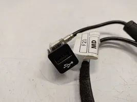 BMW 3 F30 F35 F31 Connecteur/prise USB 9229294
