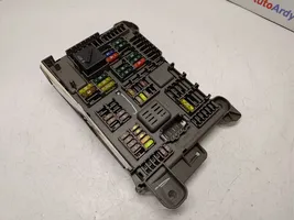 BMW X5 E70 Module de fusibles 6931687