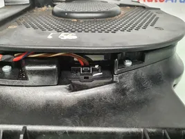 BMW 7 E65 E66 Subwoofer-bassokaiutin 6907652