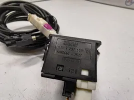 BMW 3 E90 E91 USB socket connector 9187009