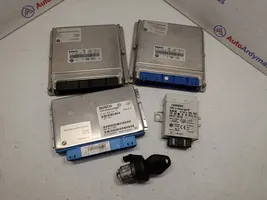 BMW 7 E38 Komputer / Sterownik ECU i komplet kluczy 7786822