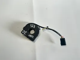 BMW 5 E39 Steering wheel angle sensor 6750126