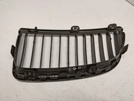 BMW 3 E90 E91 Atrapa chłodnicy / Grill 51137120010