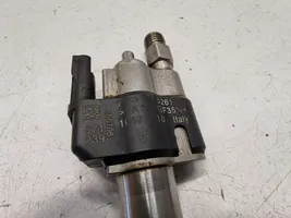 BMW X5 E70 Fuel injector 7585261