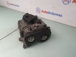 BMW 3 E90 E91 Oil pump 7793754