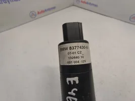 BMW 3 E46 Ajovalonpesimen pumppu 8377430