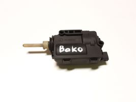 Opel Astra G Serratura del tappo del serbatoio del carburante 13120789