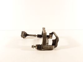 Opel Astra J Supporto della pinza del freno posteriore N089