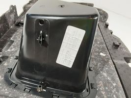 Mini Clubman F54 Dolny panel schowka koła zapasowego 7360774