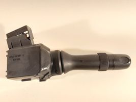 Toyota Verso Leva comando tergicristalli 17F144