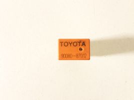 Toyota Verso Altri relè 9008087012