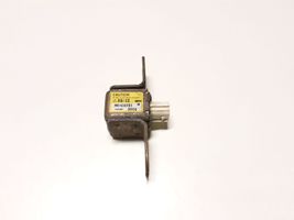 Mitsubishi Pajero Gaisa spilvenu trieciensensors MR409363