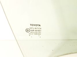 Toyota Corolla E120 E130 Vitre de fenêtre porte avant (coupé) 43R007951