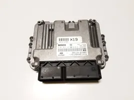 Hyundai Tucson JM Calculateur moteur ECU 0281015443