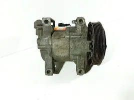 Nissan Almera Tino Ilmastointilaitteen kompressorin pumppu (A/C) 926009F501