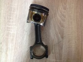 Nissan Qashqai+2 Piston avec bielle 