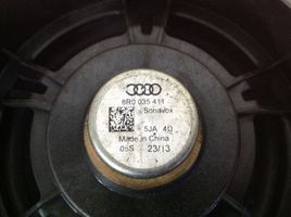 Audi Q5 SQ5 Takaoven kaiutin 
