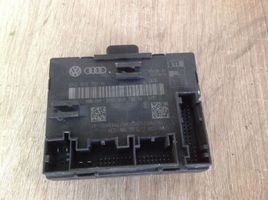 Audi A5 8T 8F Oven ohjainlaite/moduuli 