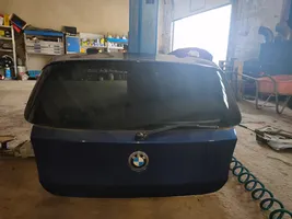 BMW 1 E81 E87 Takaluukun/tavaratilan kansi 