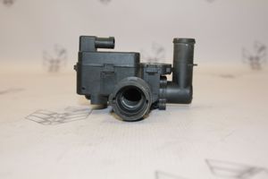 Mercedes-Benz E W211 Podgrzewacz płynu chłodzącego A2118320584