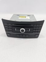 Mercedes-Benz E A207 Radio / CD/DVD atskaņotājs / navigācija A2129009507