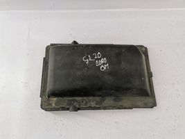 Mercedes-Benz S W220 Fuse box cover A2205400082