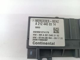 Mercedes-Benz SLK R171 Polttoaineen ruiskutuspumpun ohjainlaite/moduuli A2124400314