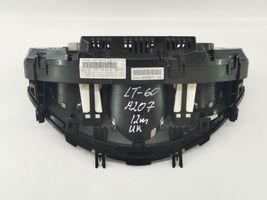 Mercedes-Benz E A207 Tachimetro (quadro strumenti) A2129001714