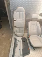 Mercedes-Benz C W204 Set interni 