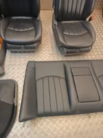 Mercedes-Benz E W211 Set interni 