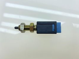 Subaru Legacy Sensore del pedale della frizione 83281AA000