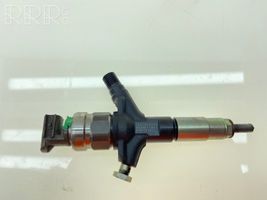 Subaru Forester SJ Inyector de combustible 16613AA020