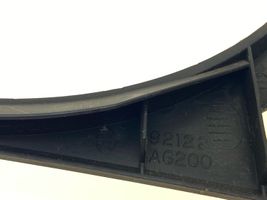 Subaru Legacy Console centrale contour garniture cendrier 92122AG220