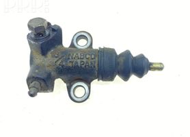 Subaru Impreza II Cylindre récepteur d'embrayage 30620AA111