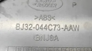 Land Rover Range Rover Evoque L538 Muu keskikonsolin (tunnelimalli) elementti BJ32044C73AAW