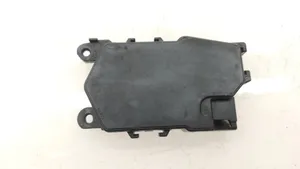 Subaru Forester SG Serrure verrouillage de coffre/hayon 