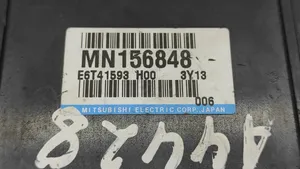 Mitsubishi Outlander Juego de cerradura y set ECU del motor MR587312