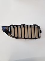 BMW 4 F32 F33 Maskownica / Grill / Atrapa górna chłodnicy 7294817