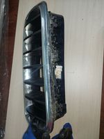 BMW X6 F16 Maskownica / Grill / Atrapa górna chłodnicy 7316075