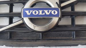 Volvo V40 Etupuskurin ylempi jäähdytinsäleikkö 31283764