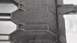 Skoda Rapid (NH) Grille inférieure de pare-chocs avant 5JA853677C